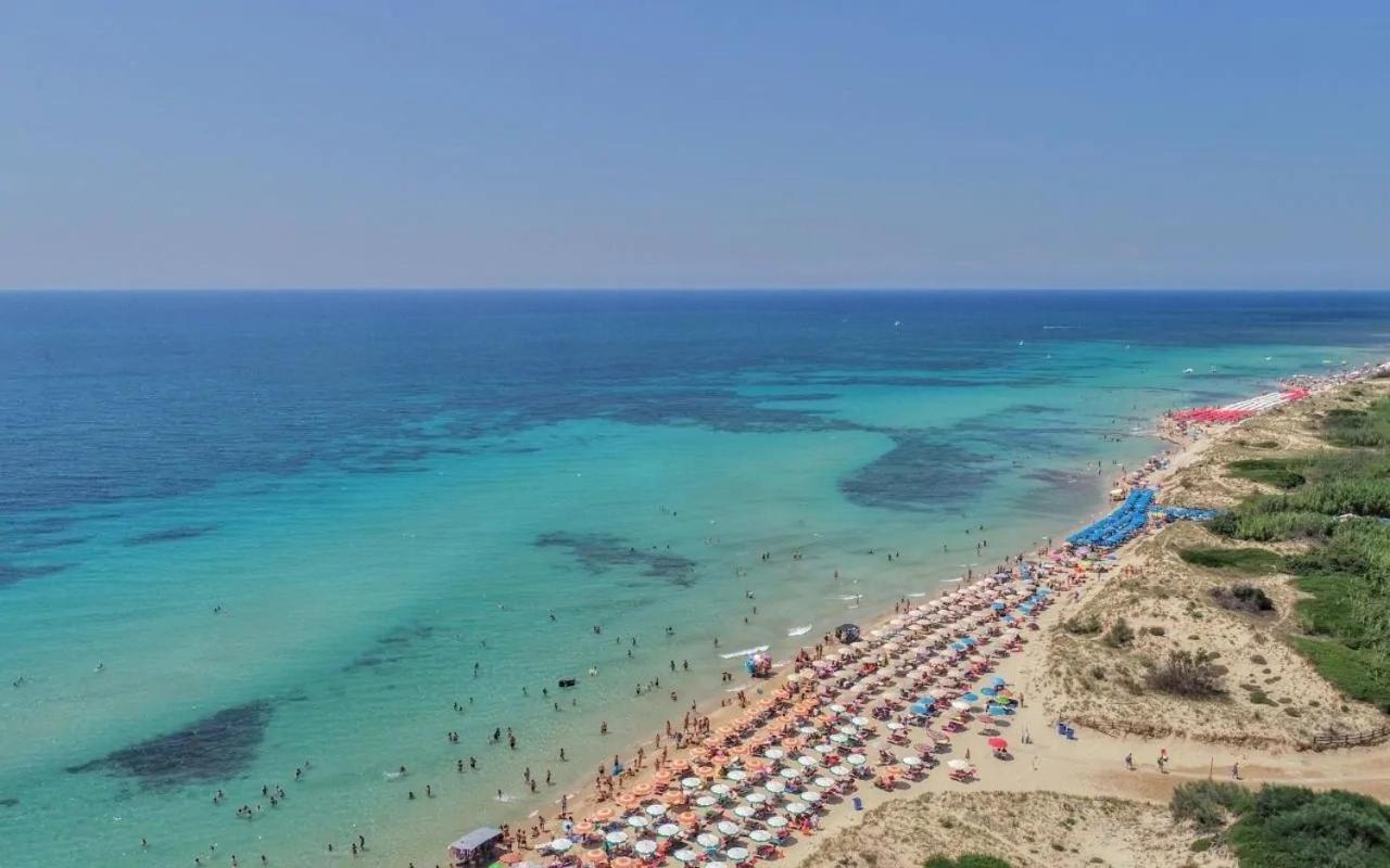 Villa nel Salento - Ampie camere e giardino, fino a 9 persone Barbarano del Capo Esterno foto